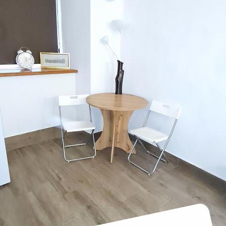 Личаківська 4 Apartment Lviv Bagian luar foto