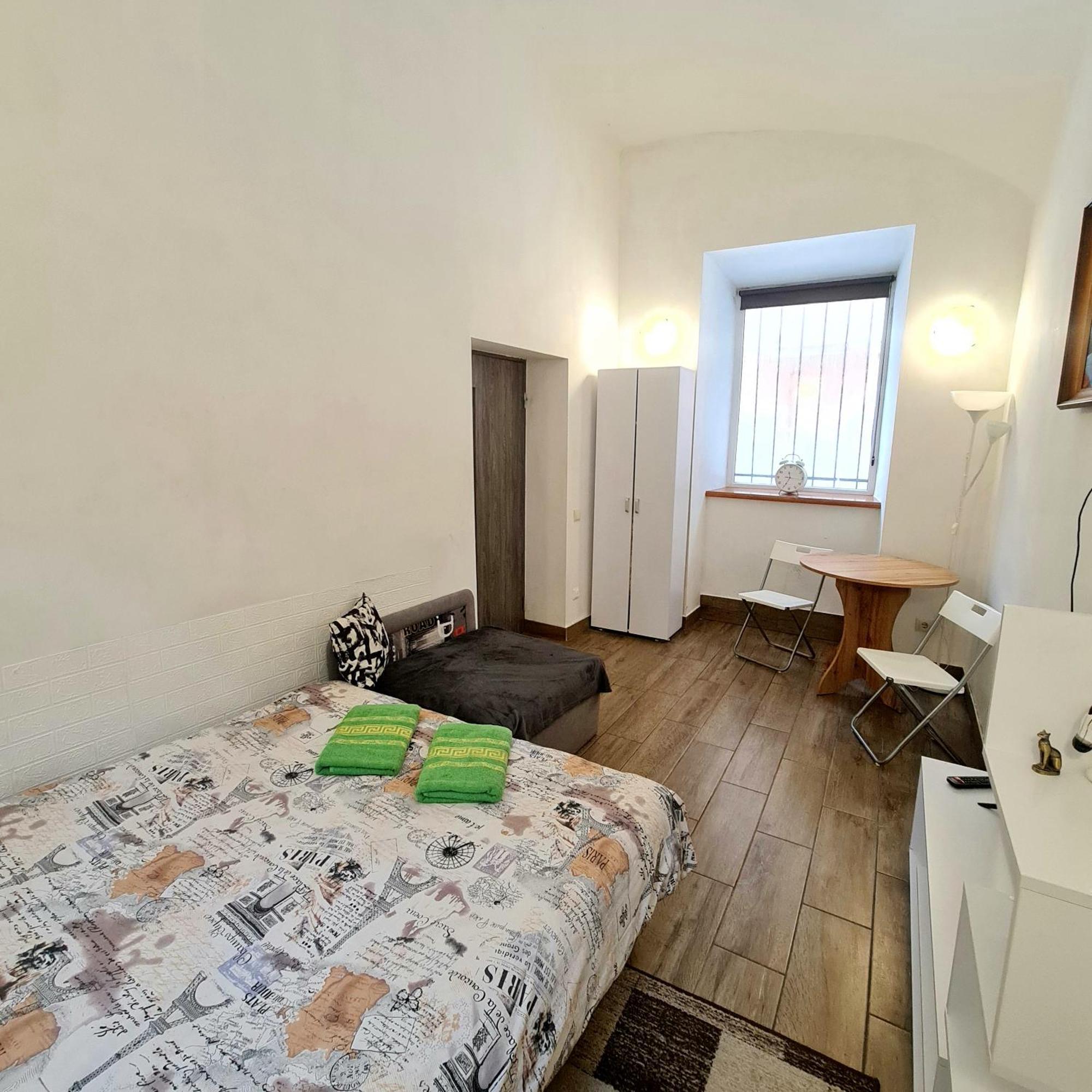 Личаківська 4 Apartment Lviv Bagian luar foto