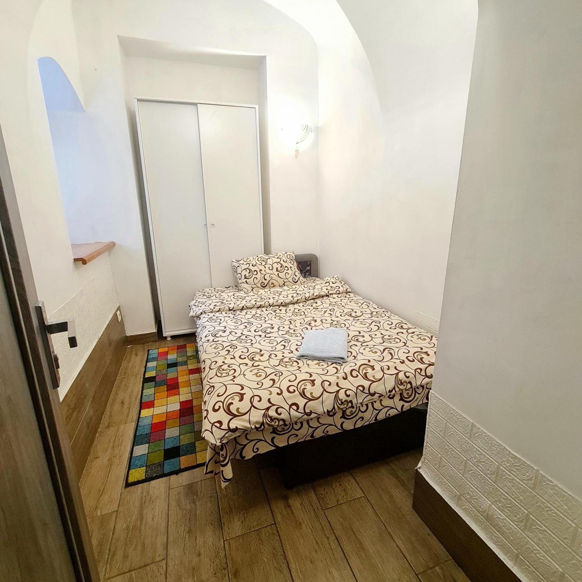 Личаківська 4 Apartment Lviv Bagian luar foto